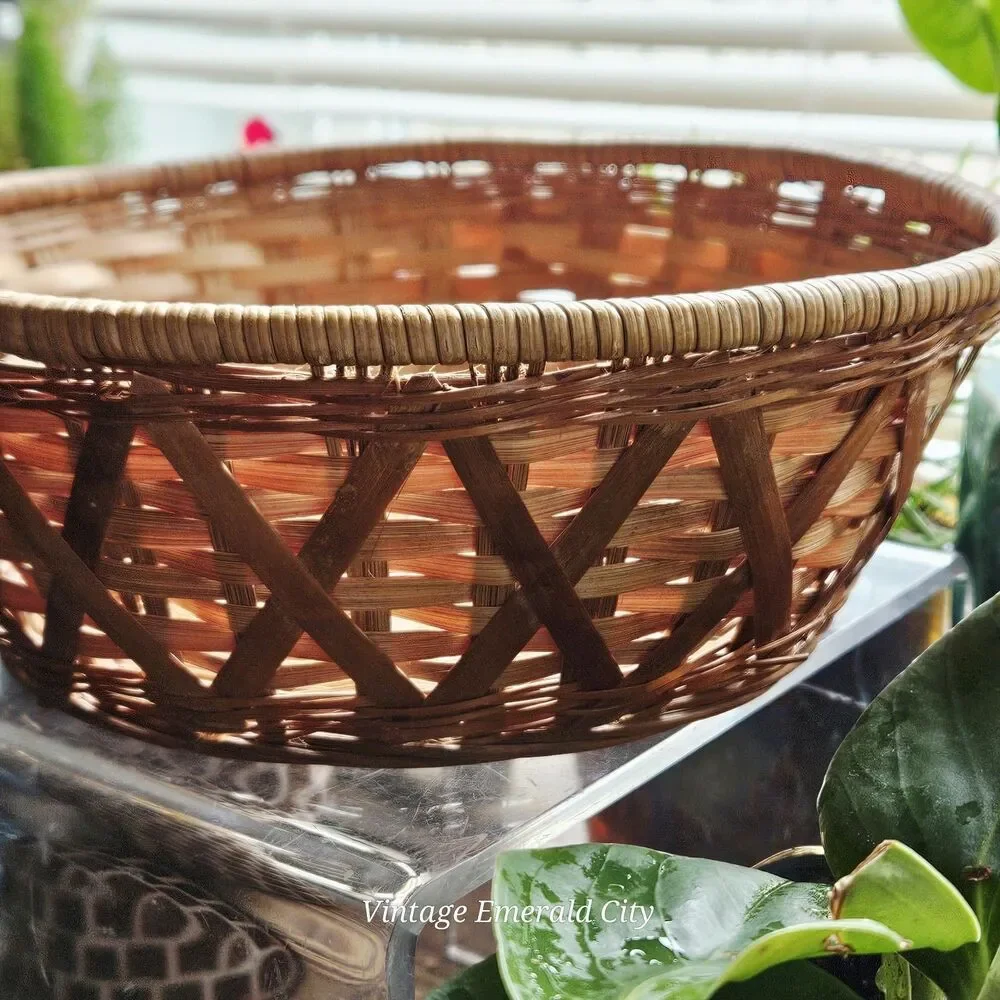 Vtg Round Open Woven Wicker Ratan Basket Catch All Bread Boho Decor MCM Handmade